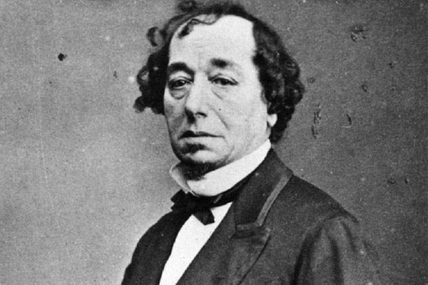 Kumpulan Kata-kata Bijak Benjamin Disraeli Terbaik